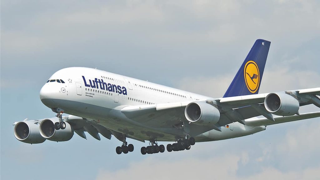 WAGE RISES TO BATTLE INFLATION – LUFTHANSA LEADS THE WAY Lufthansa